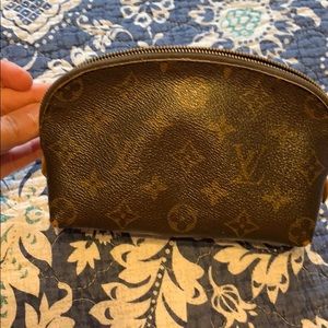 LouisVuitton makeup bag